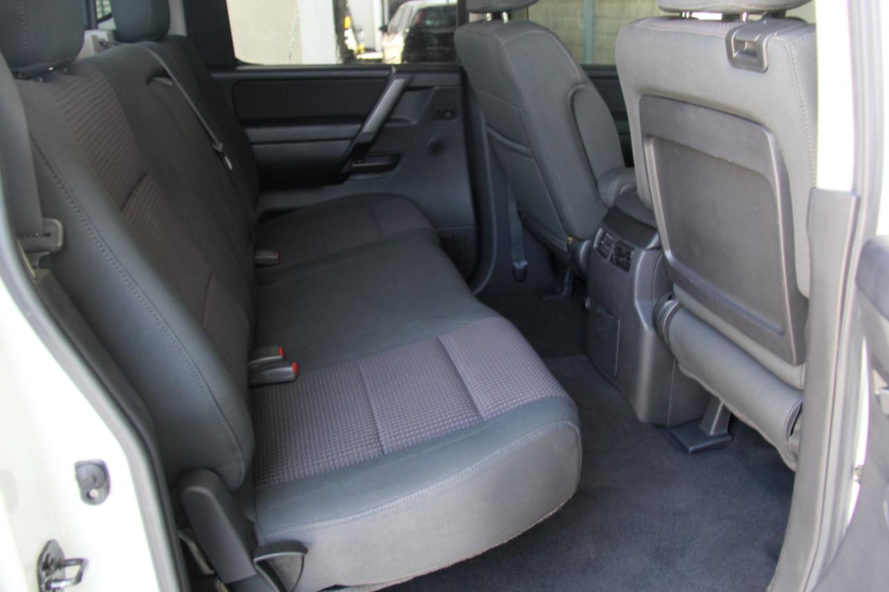 Nissan Titan SE Crew Cab 4WD 2008