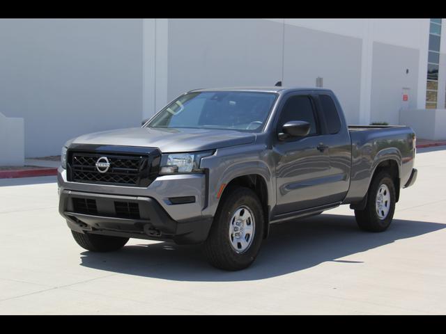 Gray 2022 Nissan Frontier Pickup Truck Four-Wheel Drive Automatic