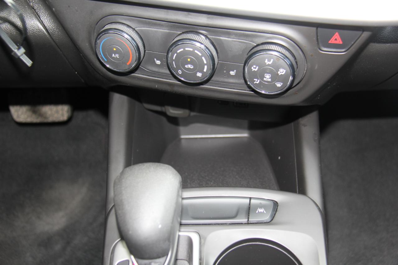 Chevrolet Trax LS 2024