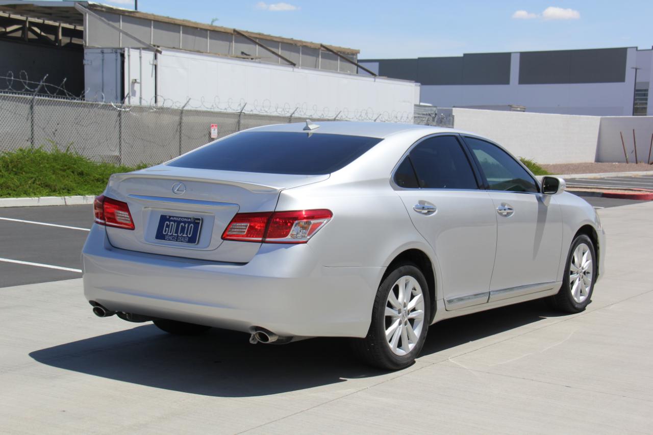 Lexus ES 350 Sedan 2012