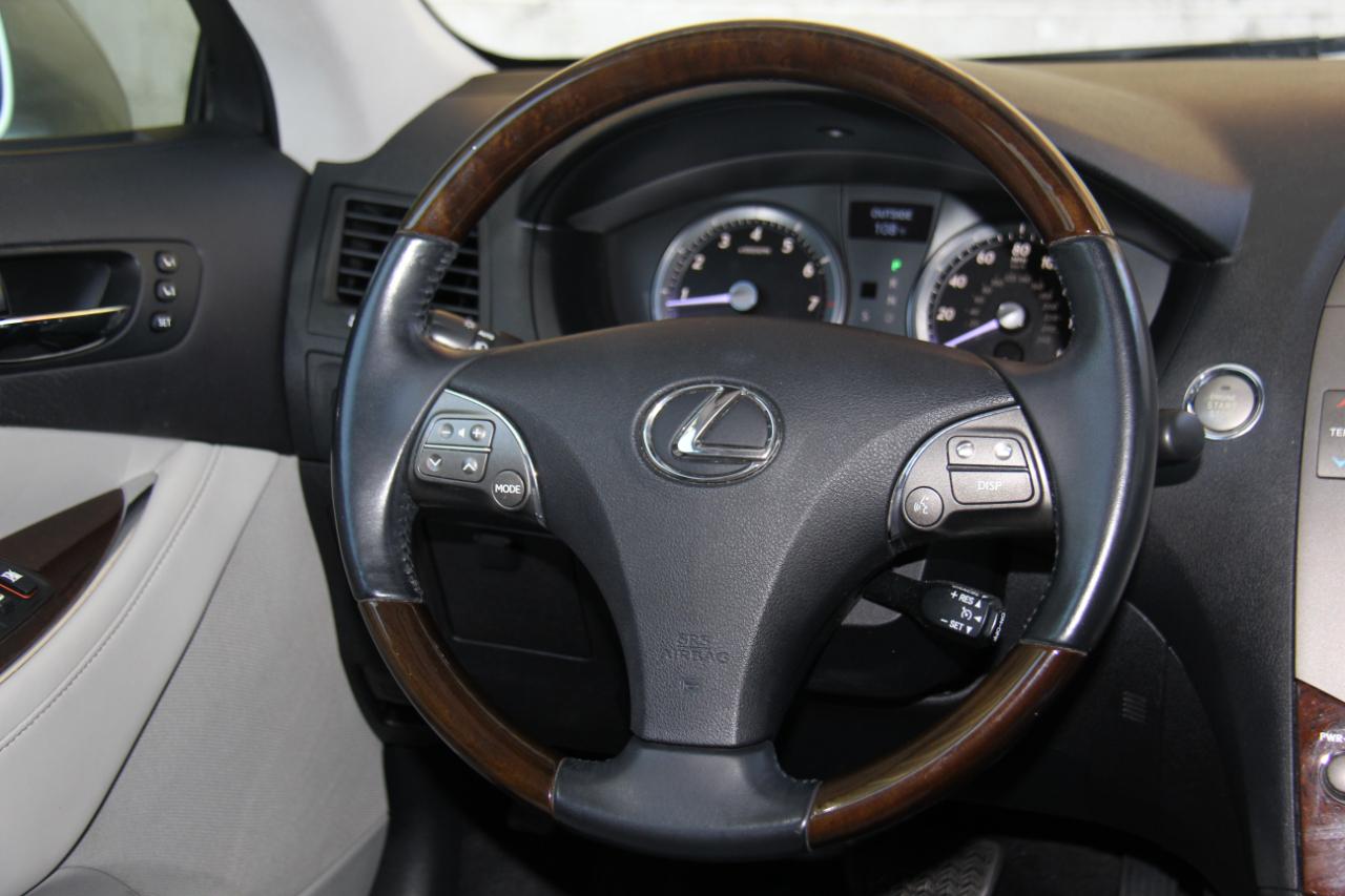 Lexus ES 350 Sedan 2012