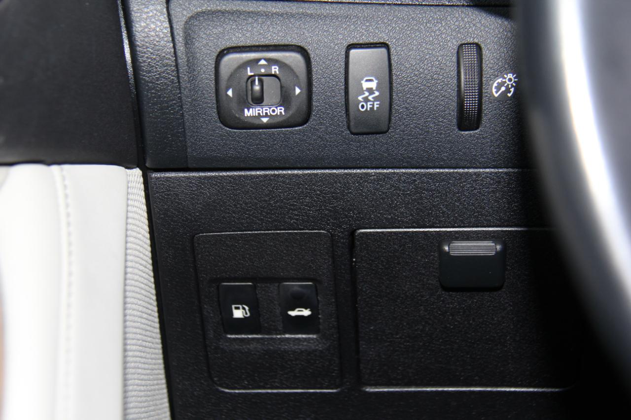 Lexus ES 350 Sedan 2012