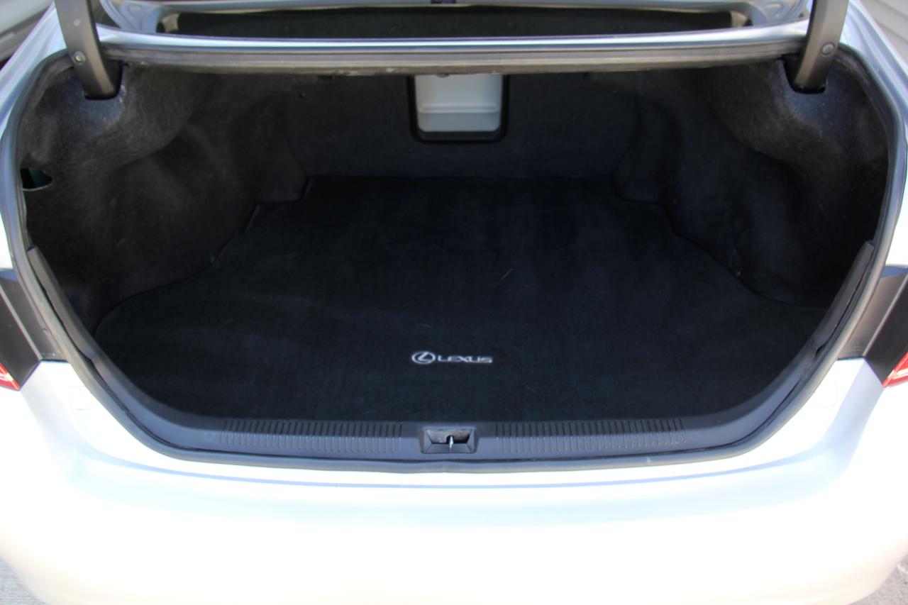 Lexus ES 350 Sedan 2012