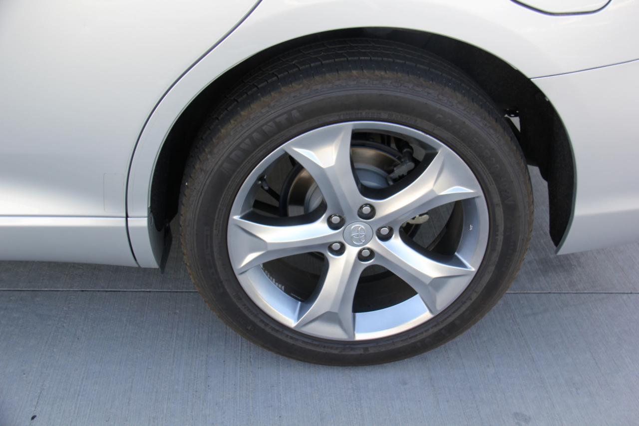 Toyota Venza FWD V6 2011