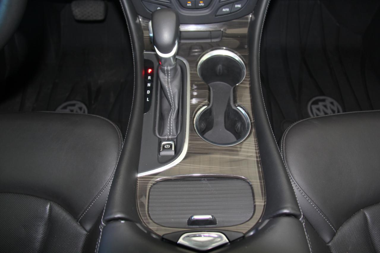 Buick Envision  2020
