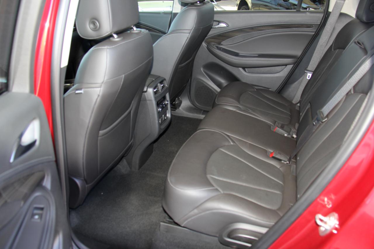 Buick Envision  2020
