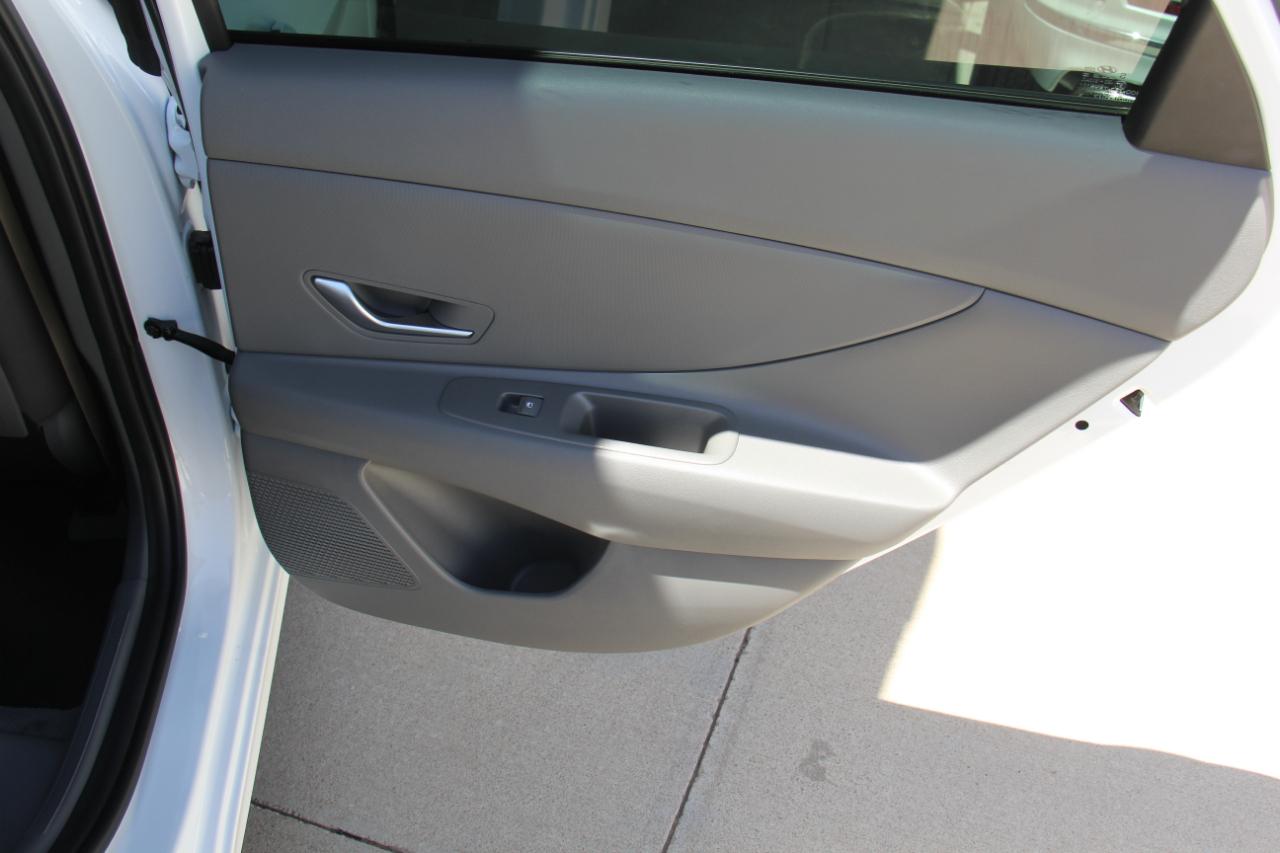 Hyundai Elantra SEL 2024