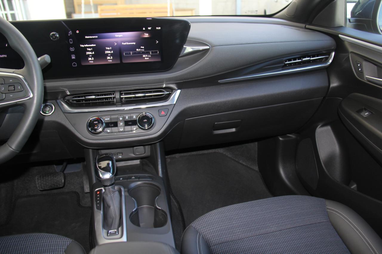 Buick Envista photo 10