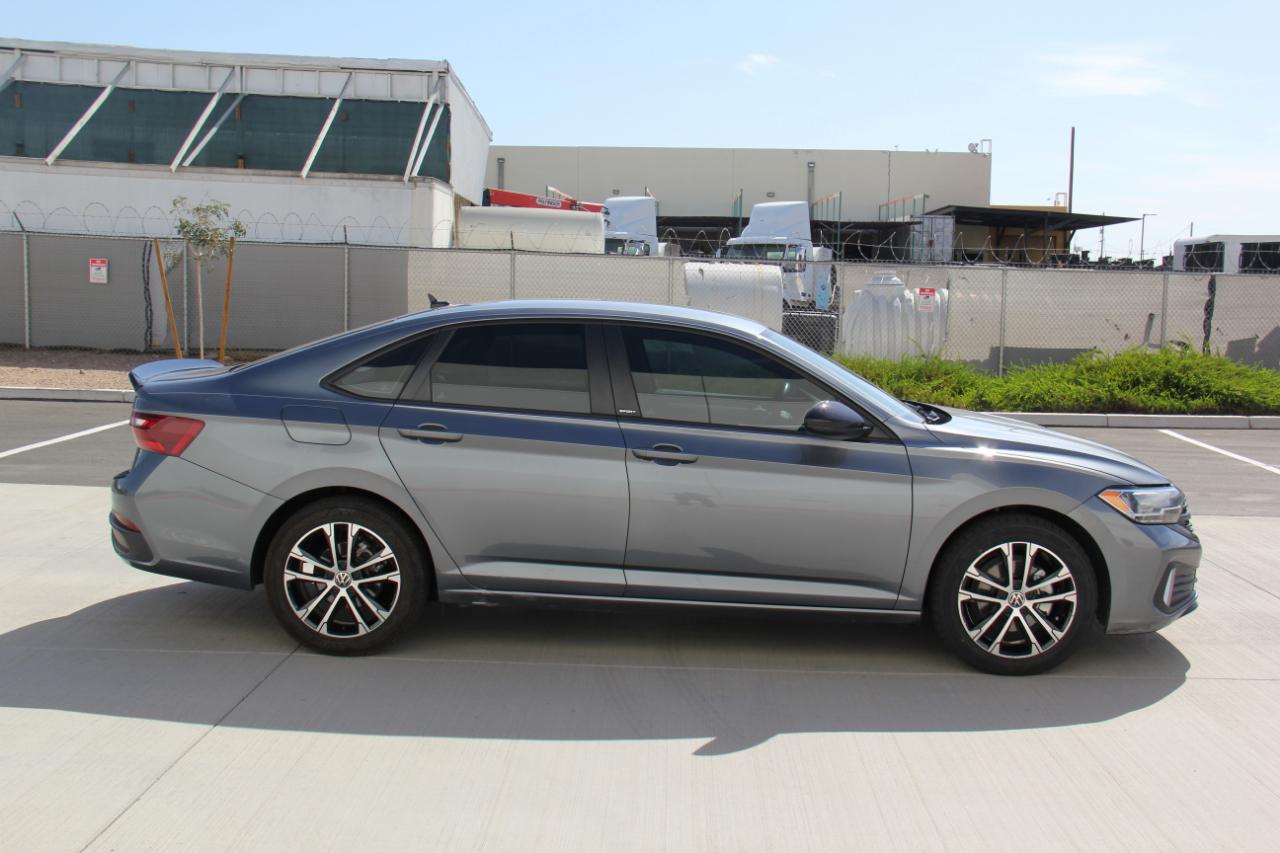 Volkswagen Jetta Sport 2024