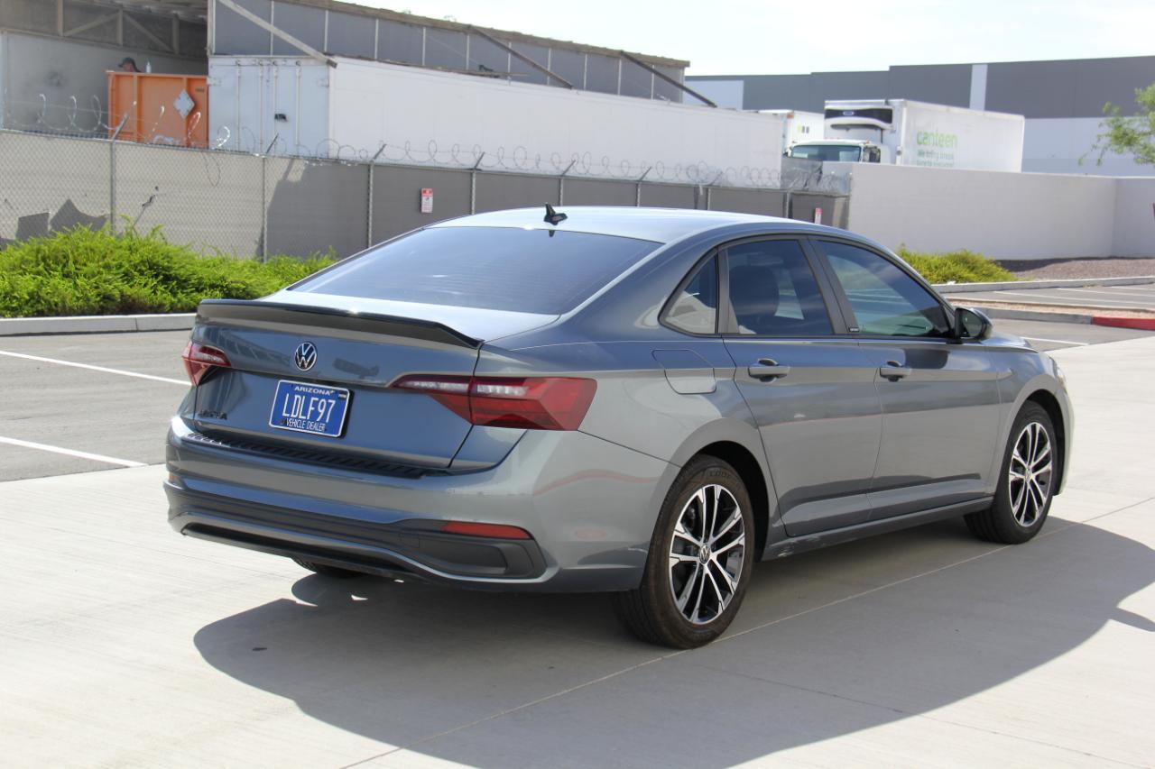 Volkswagen Jetta Sport 2024
