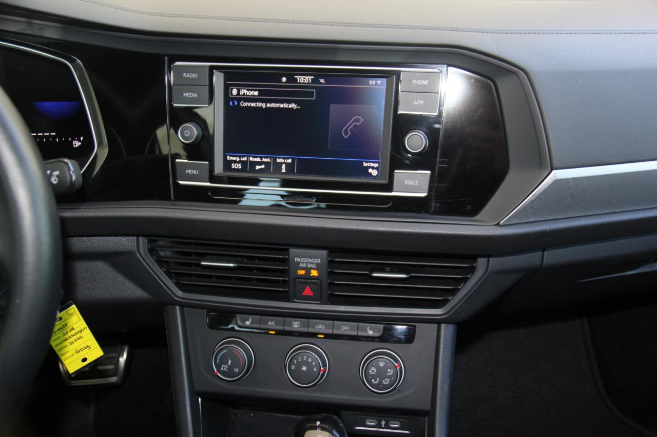 Volkswagen Jetta Sport 2024