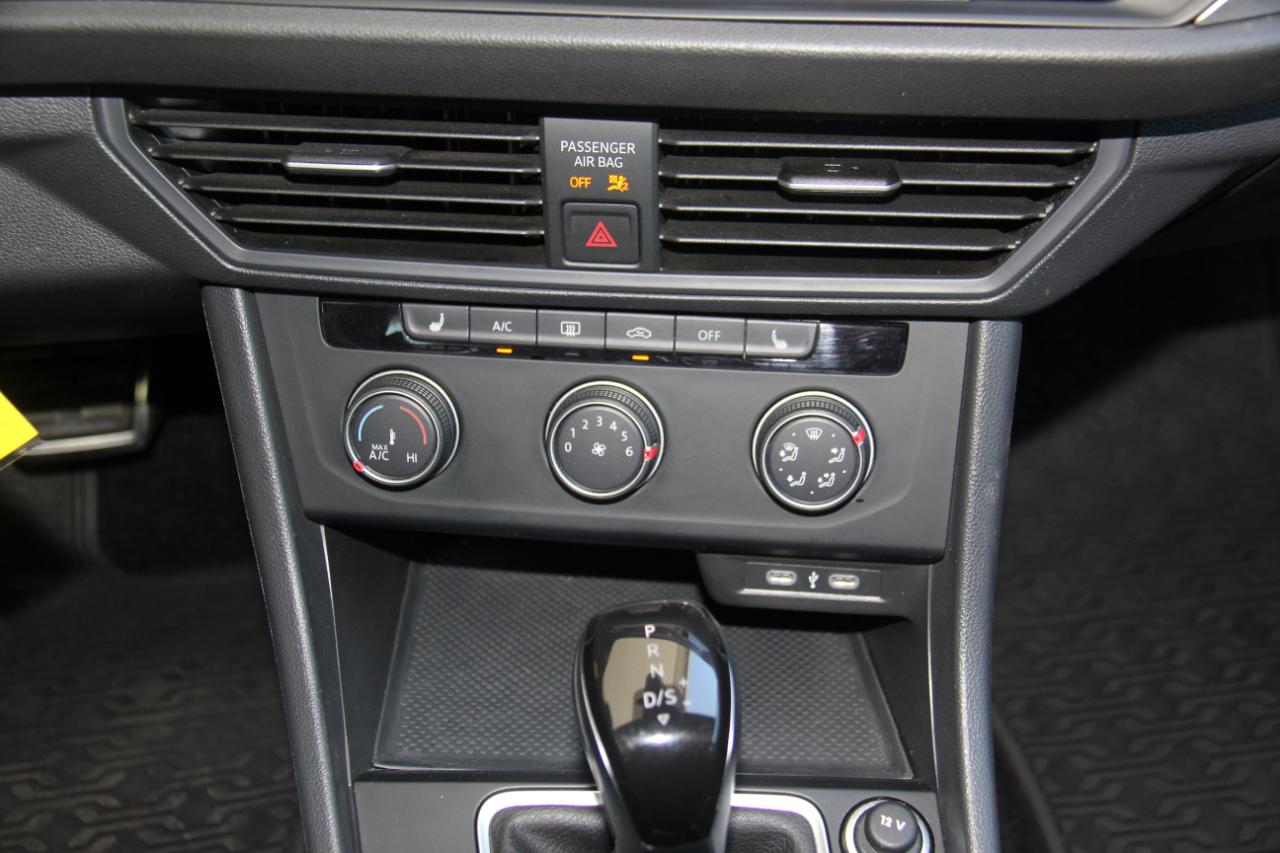 Volkswagen Jetta Sport 2024