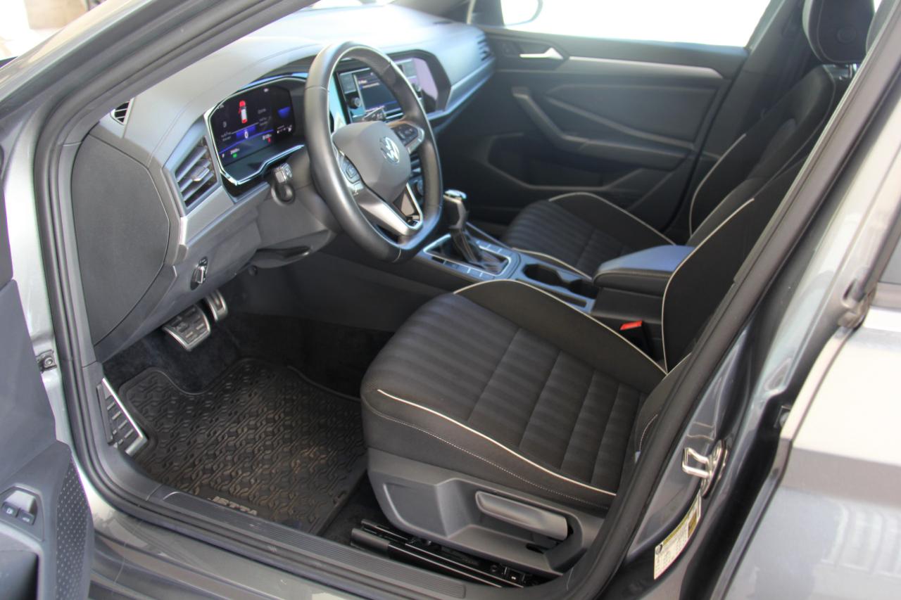 Volkswagen Jetta Sport 2024