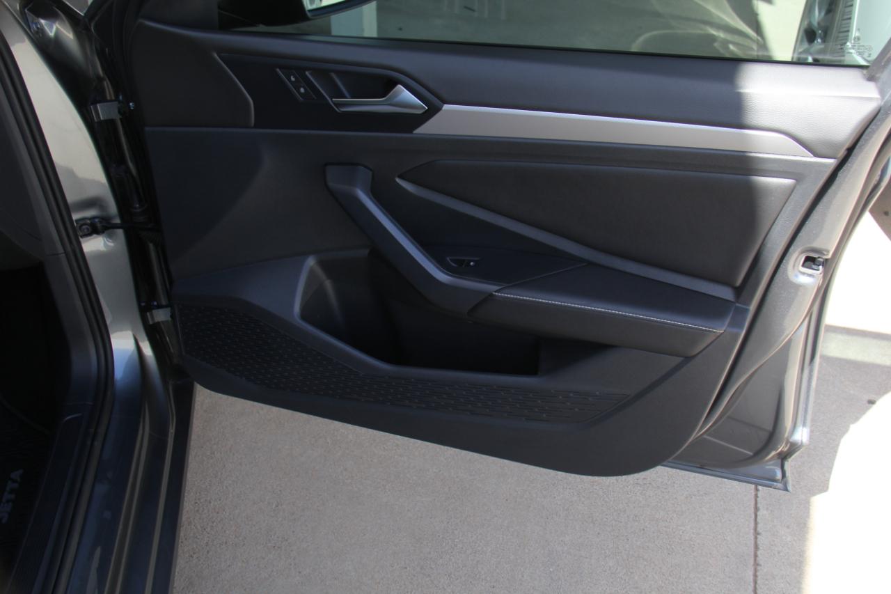 Volkswagen Jetta Sport 2024