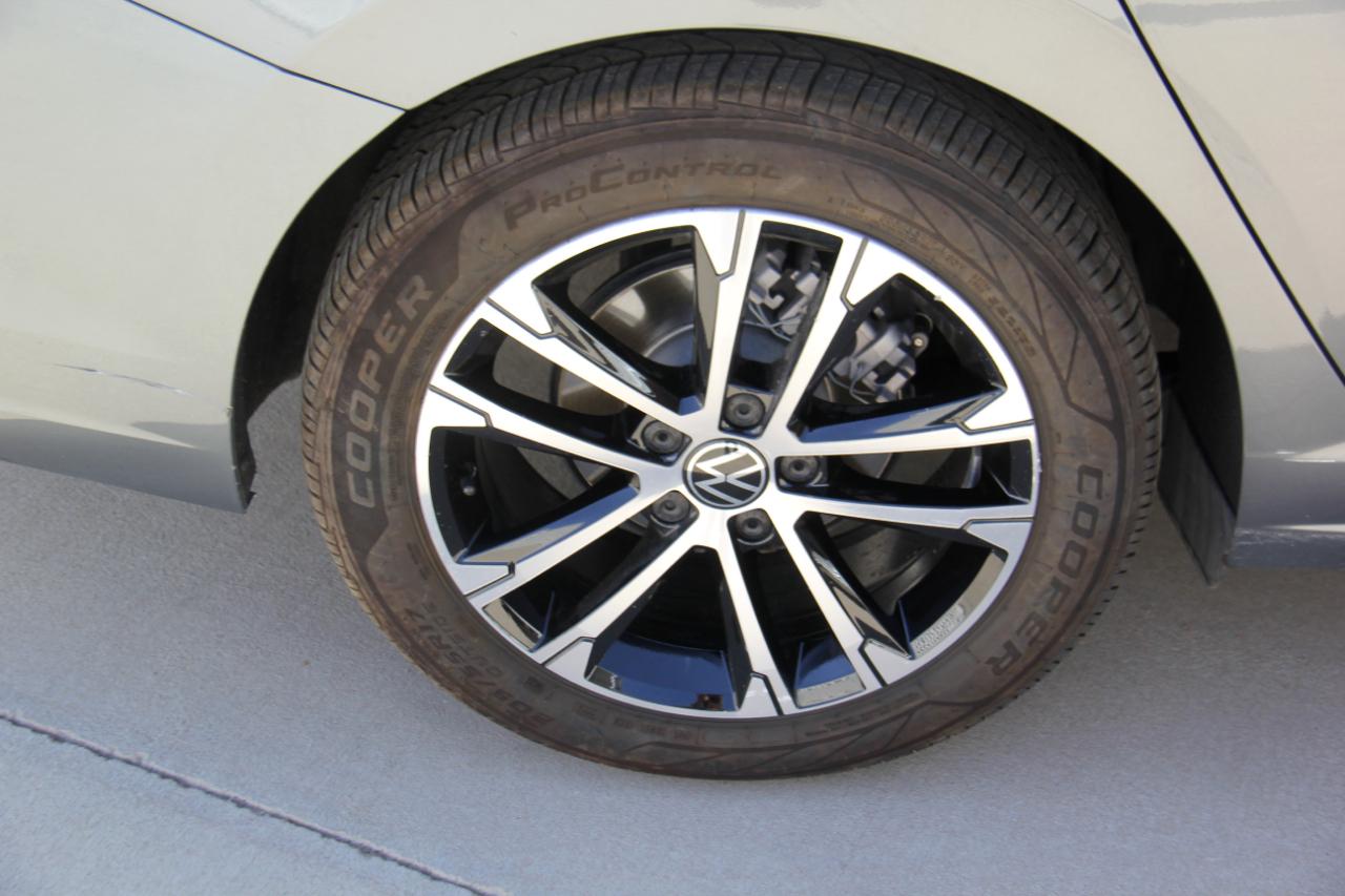 Volkswagen Jetta Sport 2024