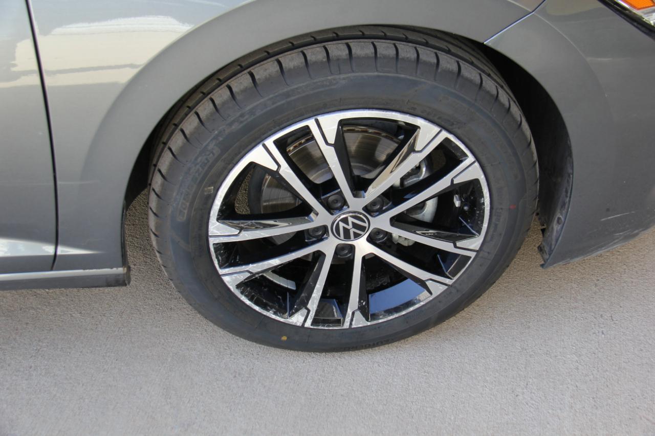 Volkswagen Jetta Sport 2024