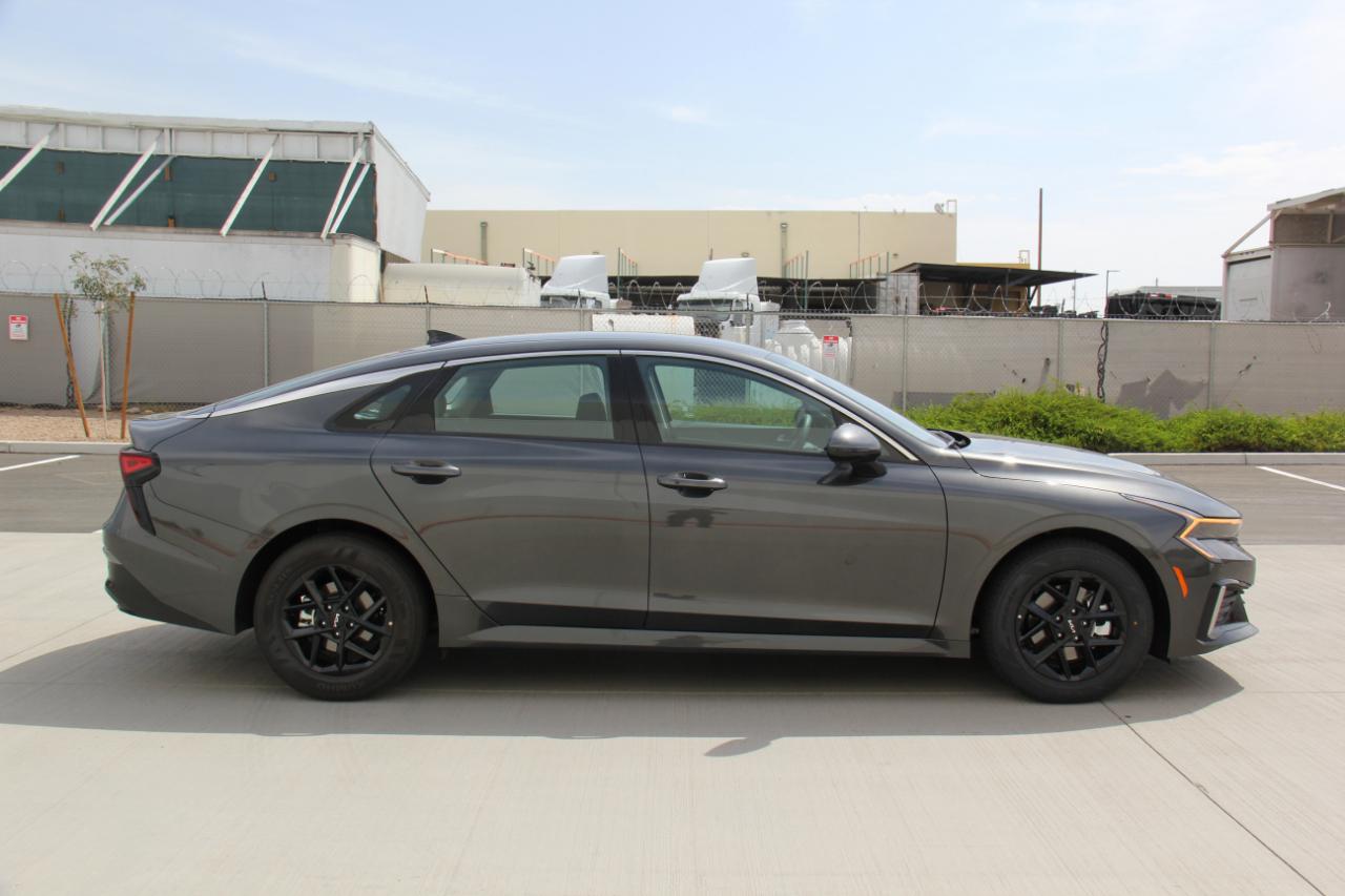 Kia K5 LXS 2026