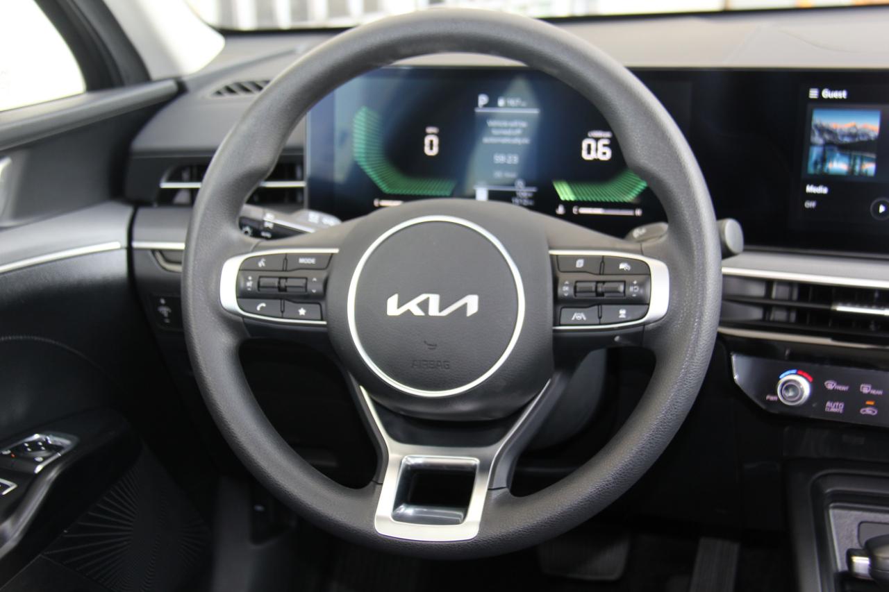Kia K5 LXS 2026