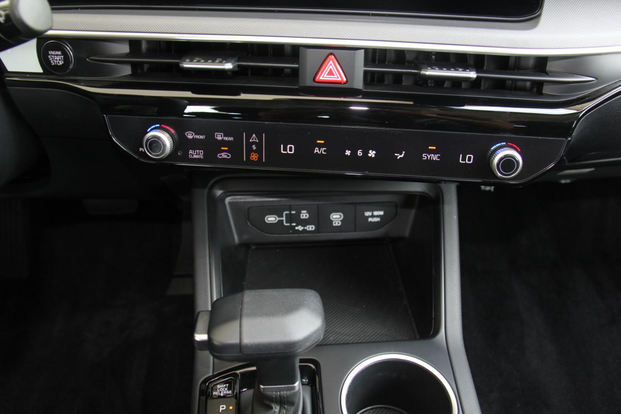 Kia K5 LXS 2026