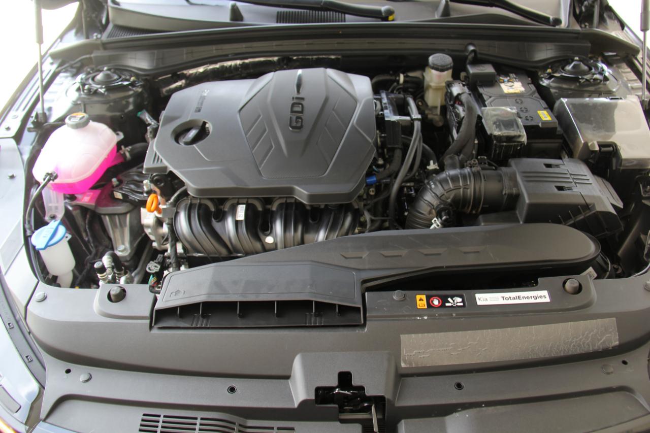 Kia K5 LXS 2026