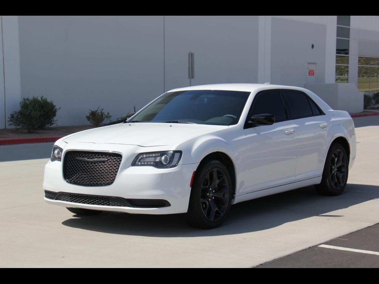 2023 Chrysler 300 Touring