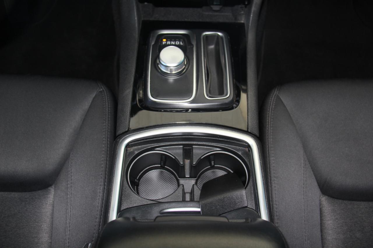 Chrysler 300 Touring 2023