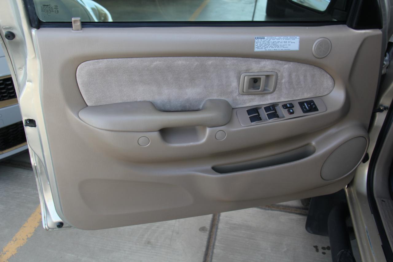 Toyota Tacoma PreRunner Double Cab V6 2WD 2003