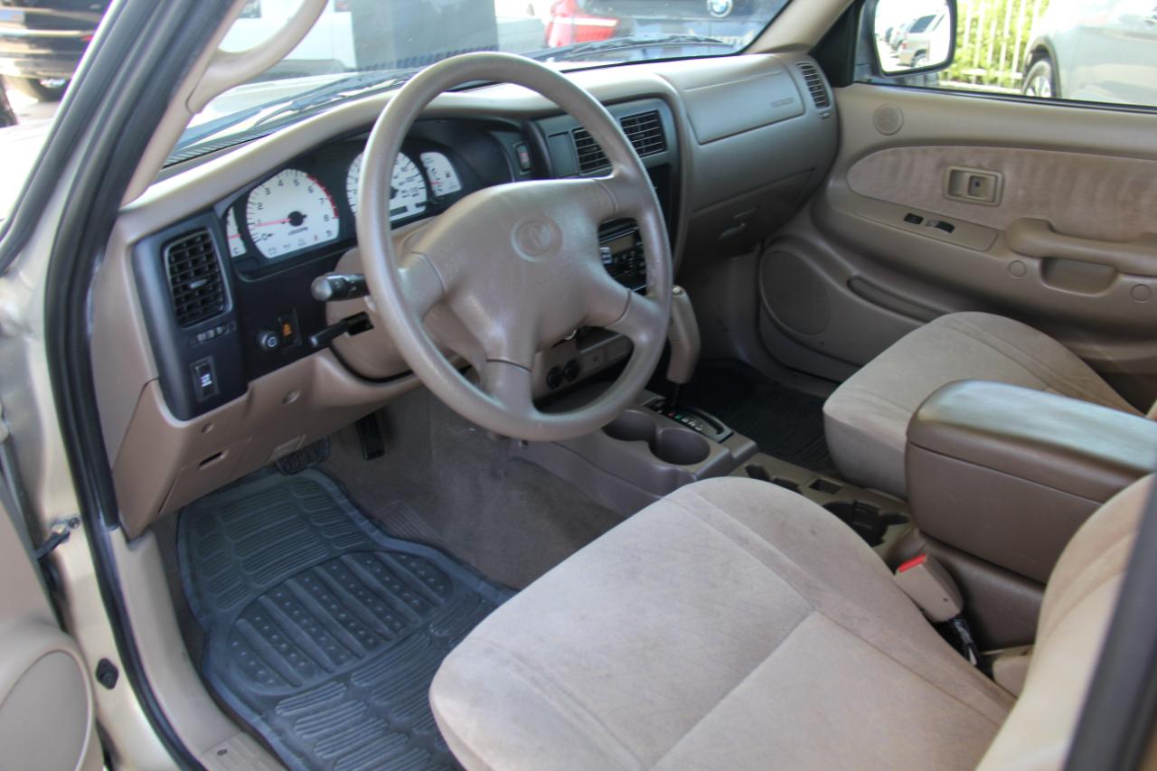 Toyota Tacoma PreRunner Double Cab V6 2WD 2003