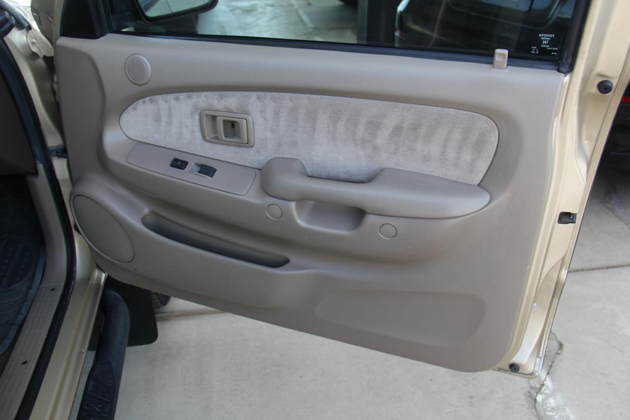 Toyota Tacoma PreRunner Double Cab V6 2WD 2003
