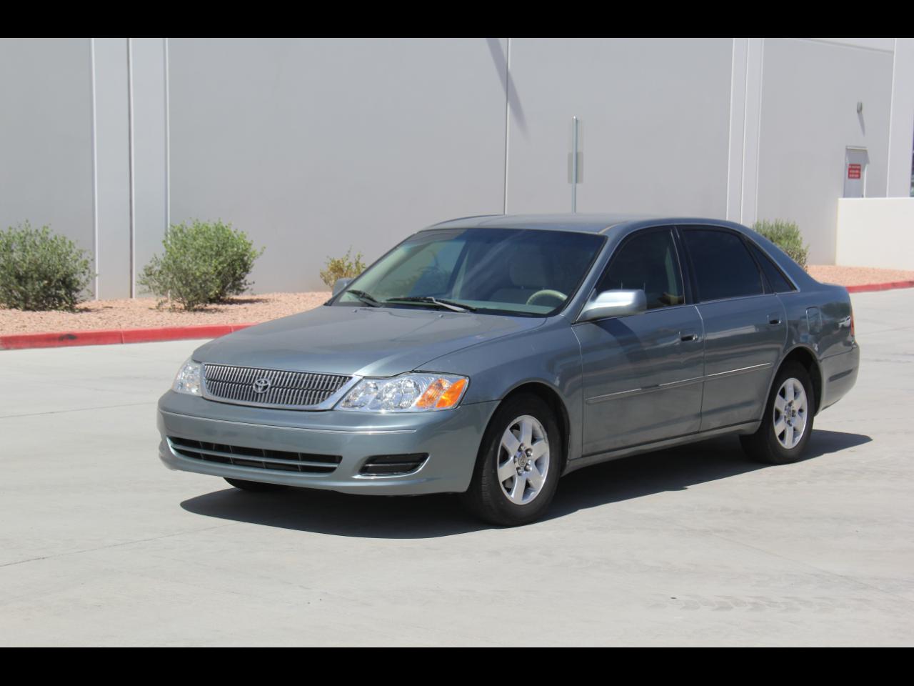 Toyota Avalon XL 2000