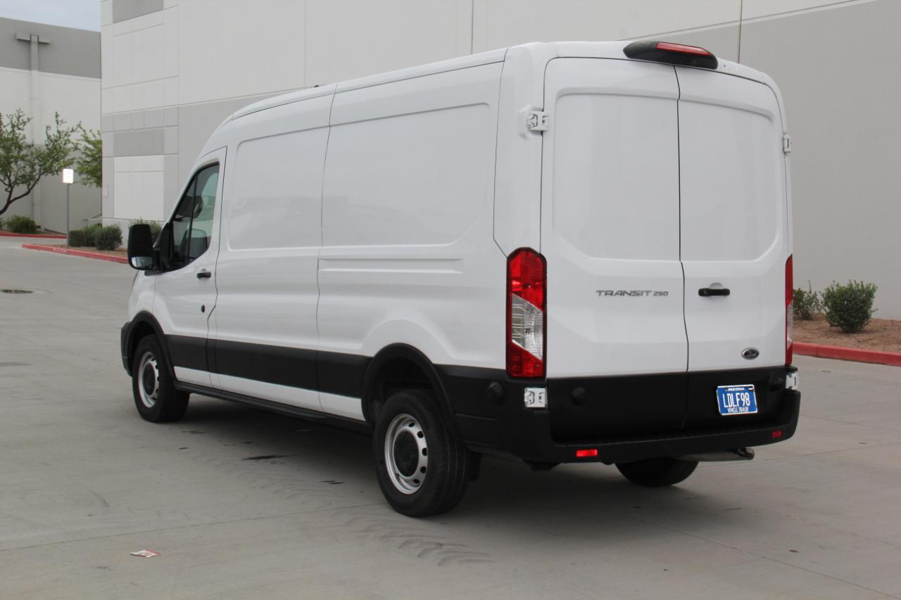 Ford Transit 250 Van 2024