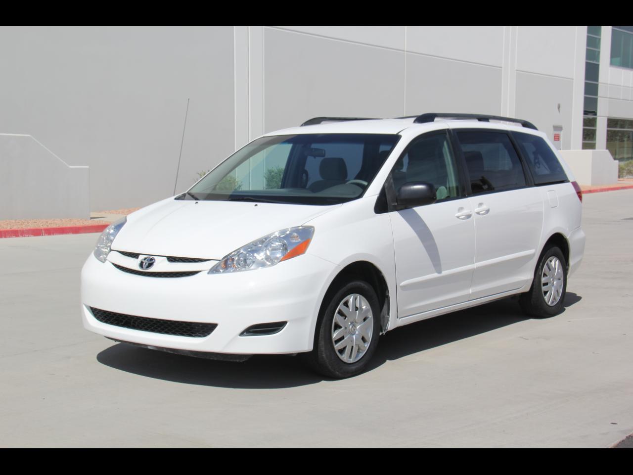 Toyota Sienna CE FWD 7-Passenger 2007