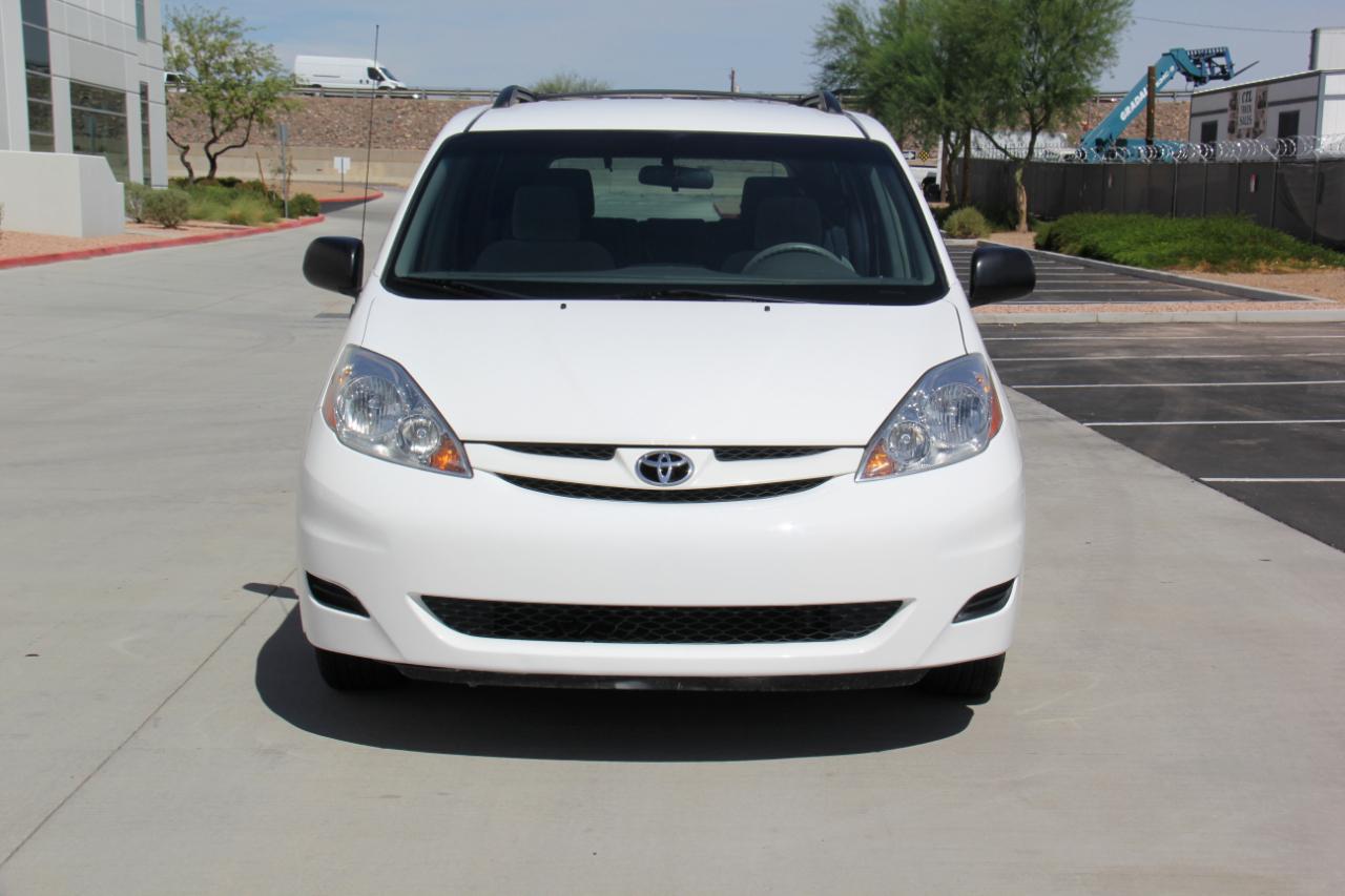 Toyota Sienna CE FWD 7-Passenger 2007