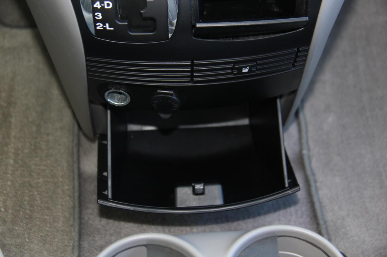 Toyota Sienna CE FWD 7-Passenger 2007