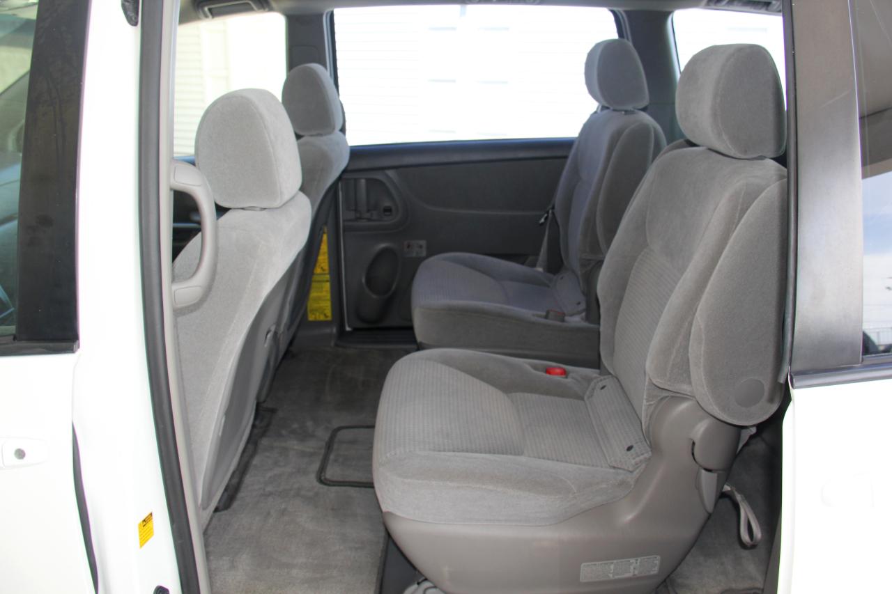 Toyota Sienna CE FWD 7-Passenger 2007