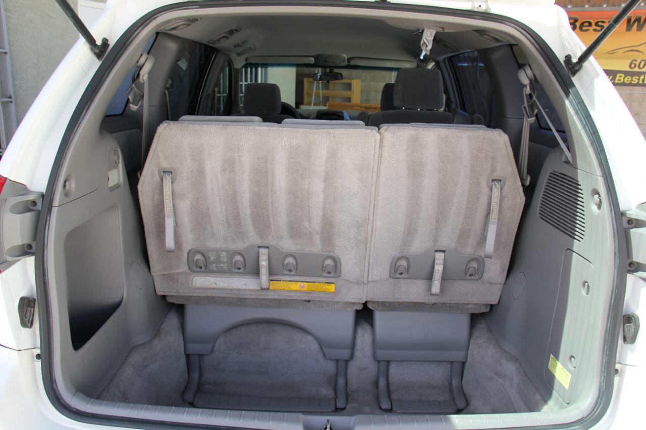 Toyota Sienna CE FWD 7-Passenger 2007