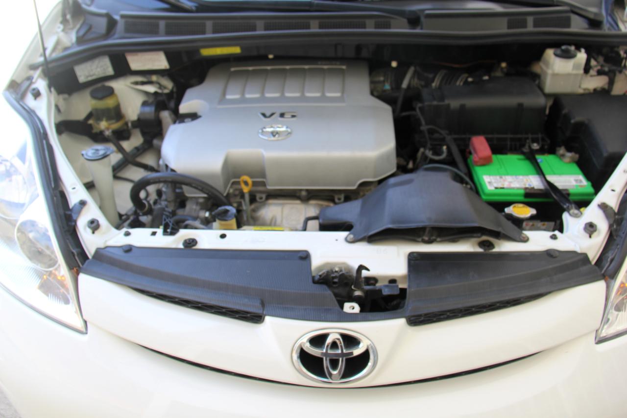 Toyota Sienna CE FWD 7-Passenger 2007