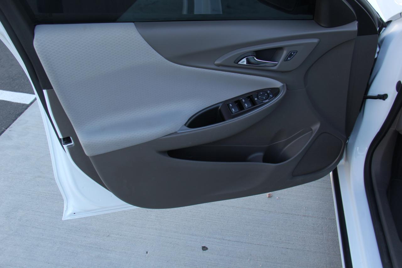 Chevrolet Malibu LS 2024