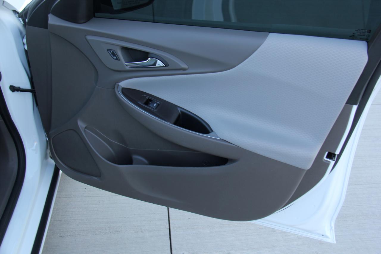 Chevrolet Malibu LS 2024