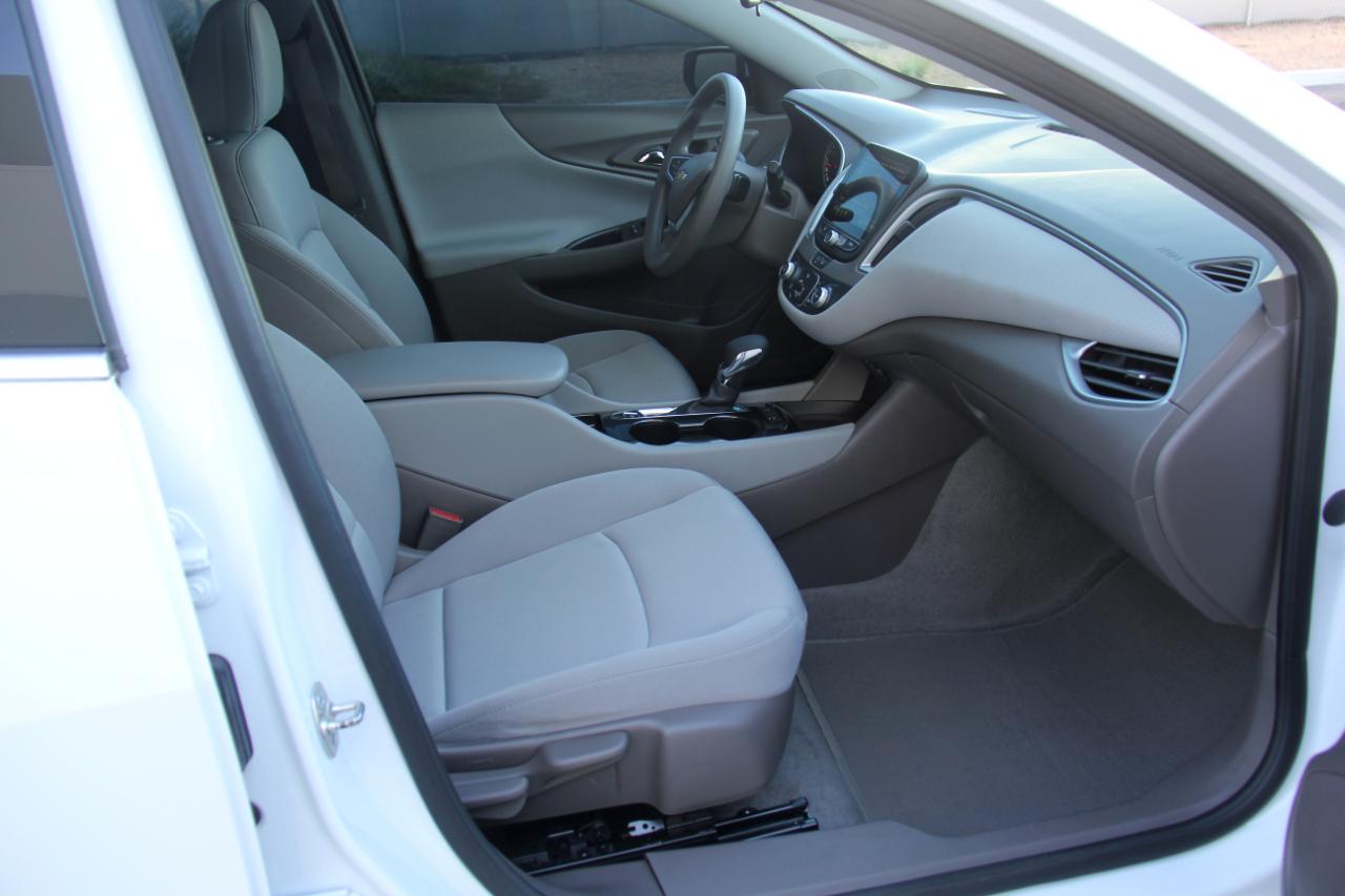 Chevrolet Malibu LS 2024