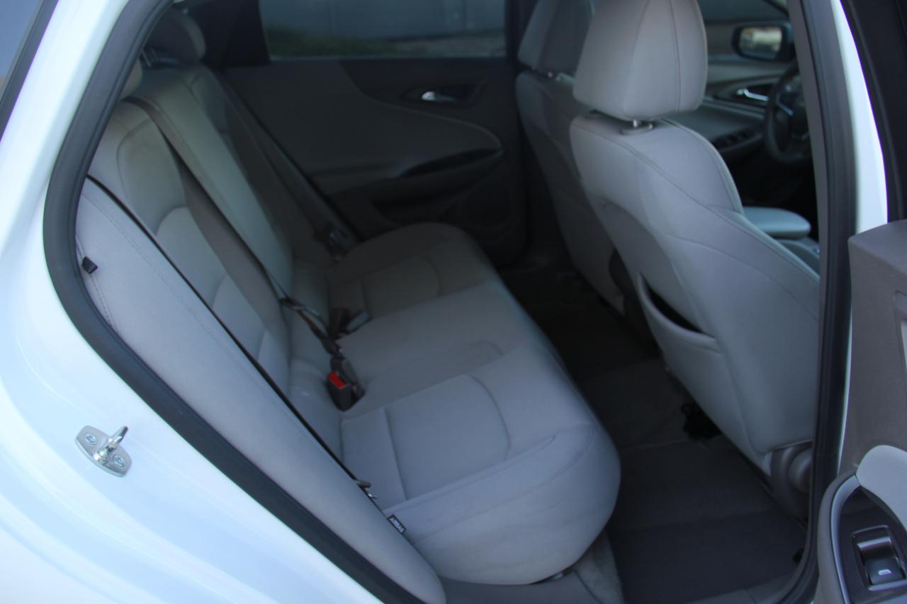 Chevrolet Malibu LS 2024