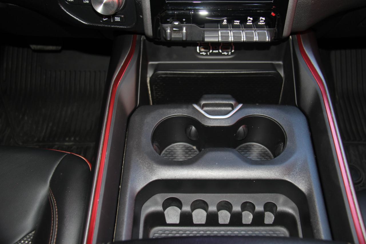 RAM 1500 Rebel Crew Cab SB 4WD 2020