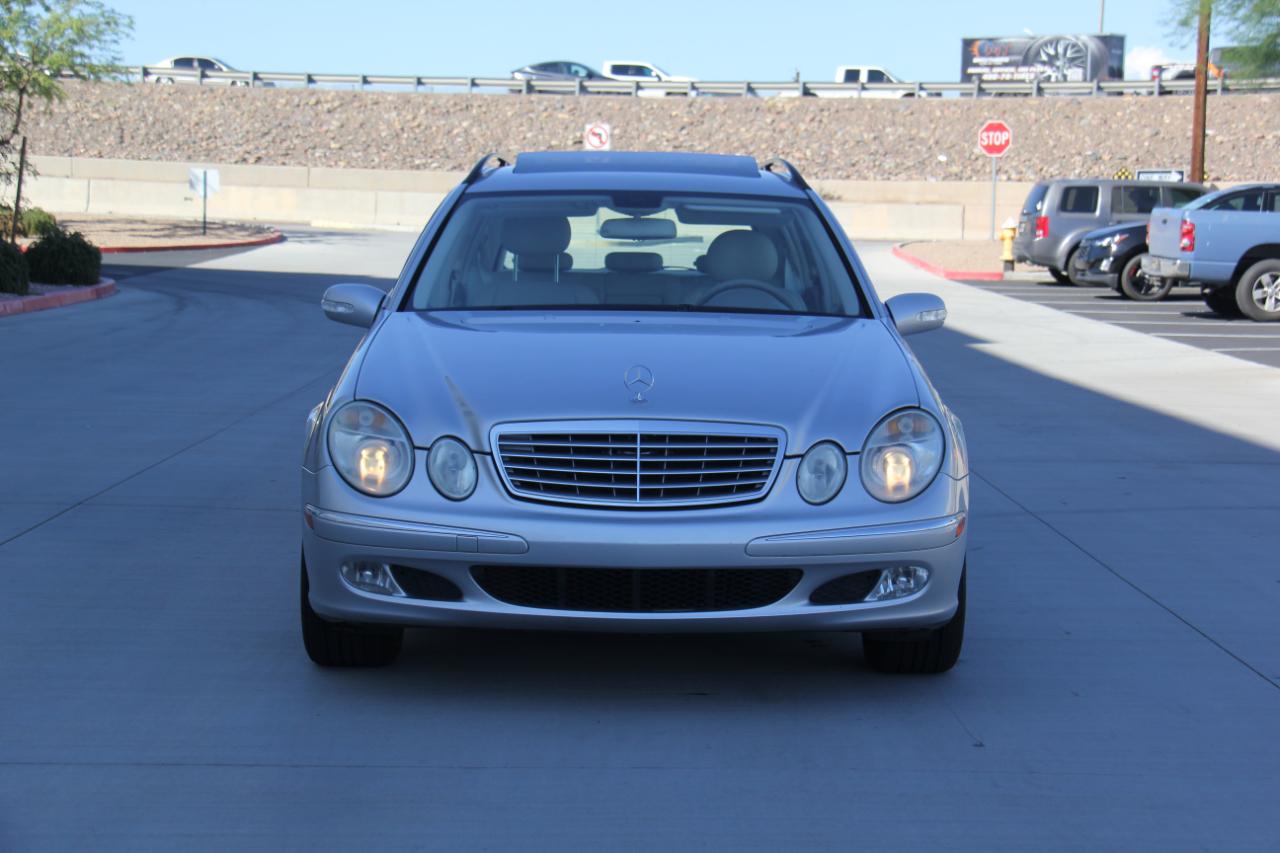 Mercedes-Benz E-Class photo 2