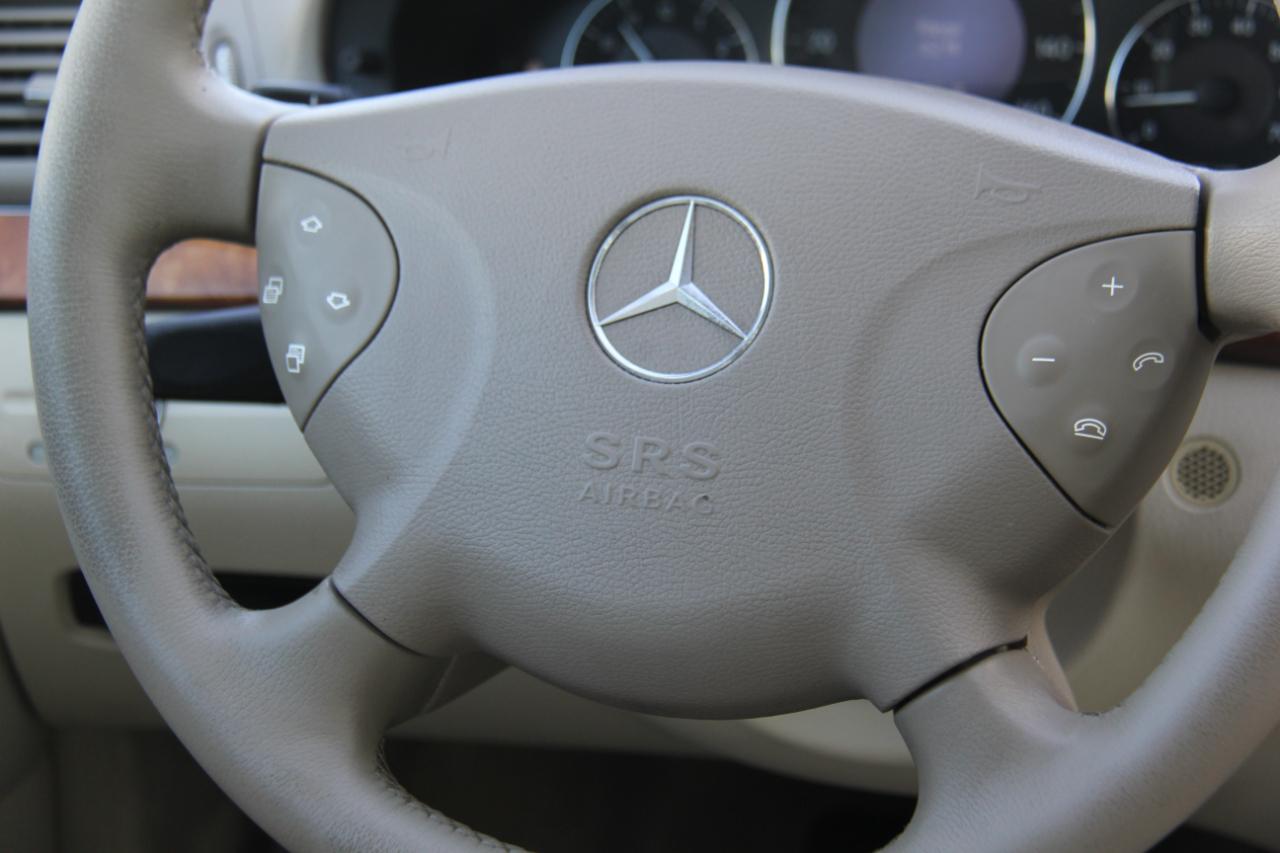 Mercedes-Benz E-Class photo 12
