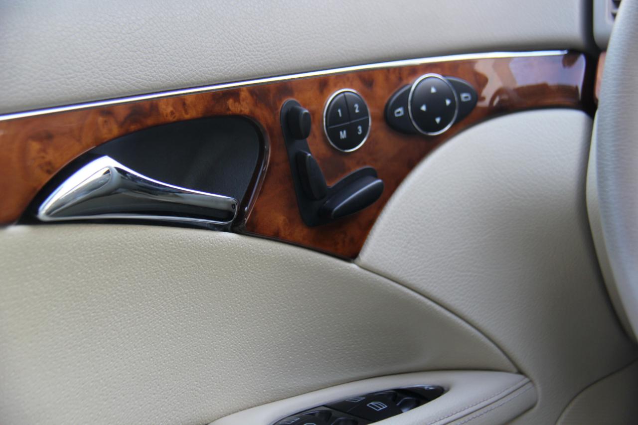 Mercedes-Benz E-Class photo 13