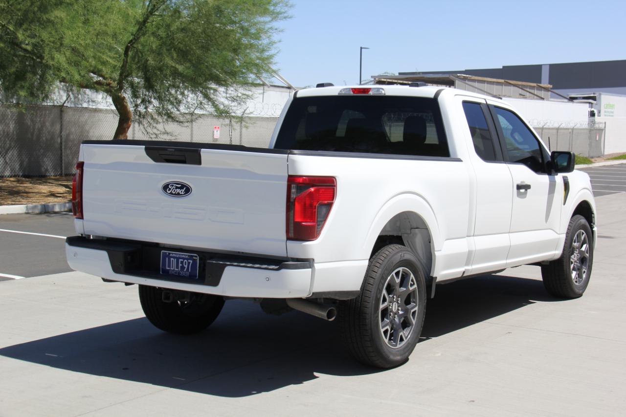 Ford F-150 STX SuperCab 4WD 2024