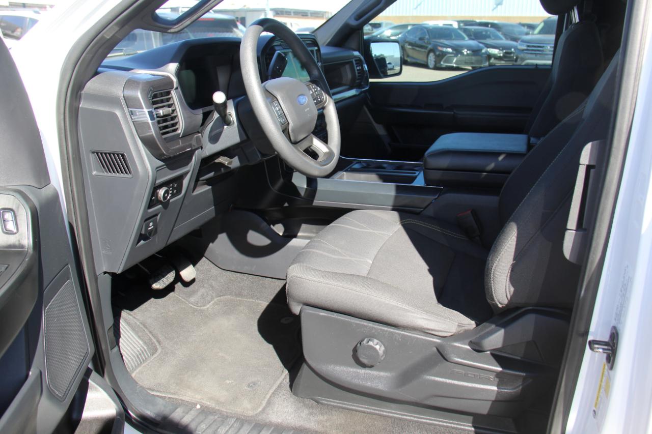 Ford F-150 STX SuperCab 4WD 2024