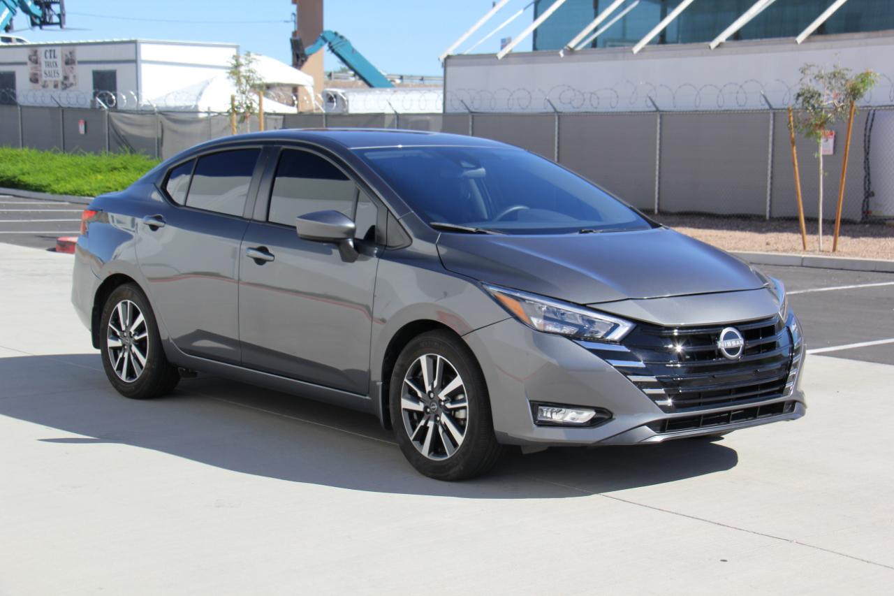Nissan Versa SV 2025