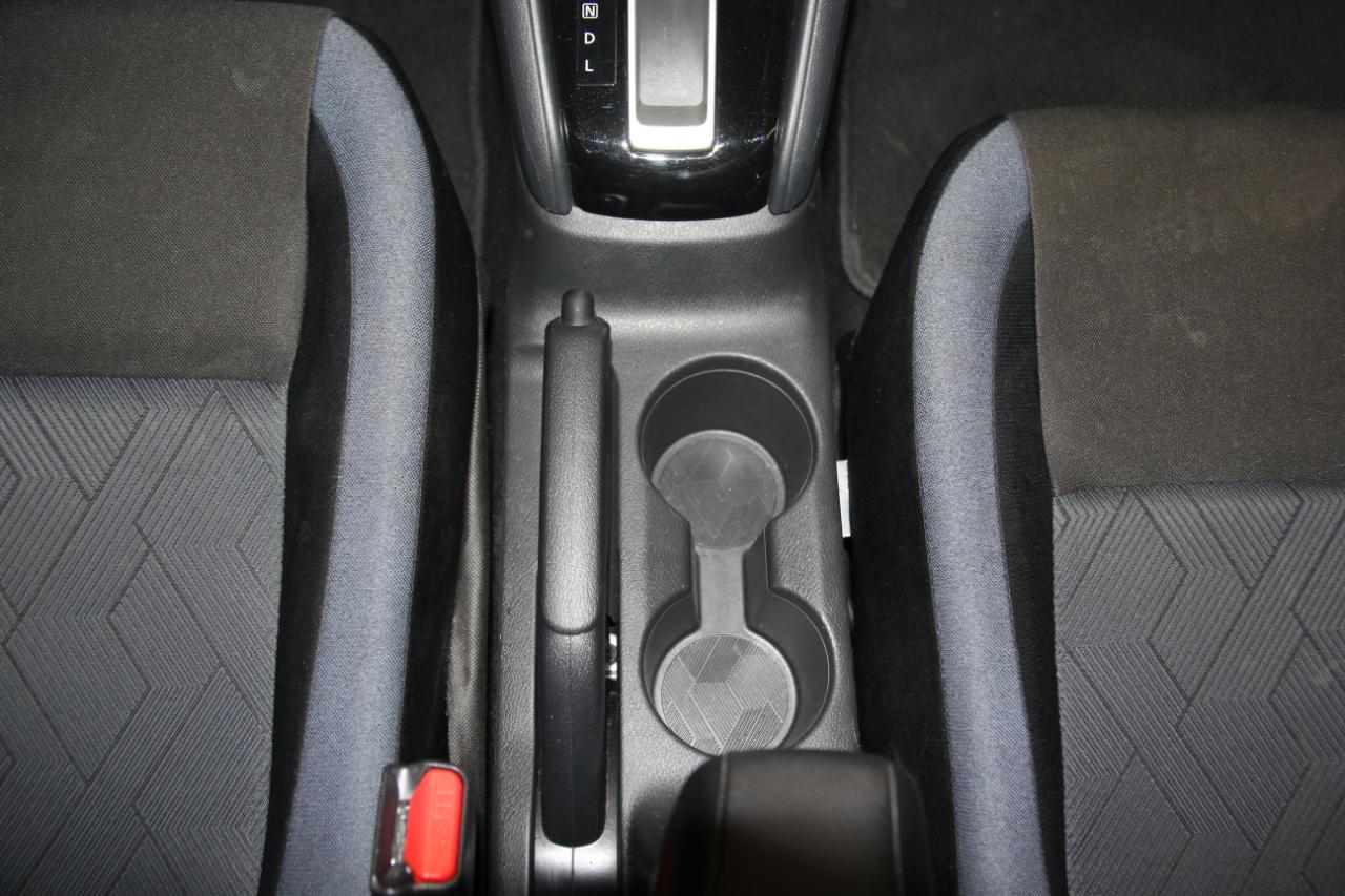 Nissan Versa SV 2025