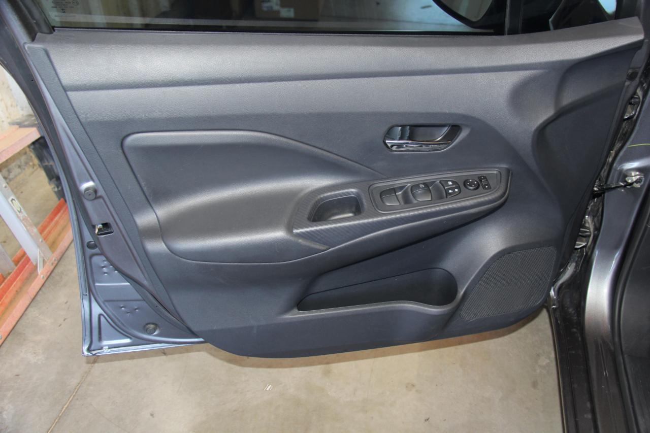 Nissan Versa SV 2025